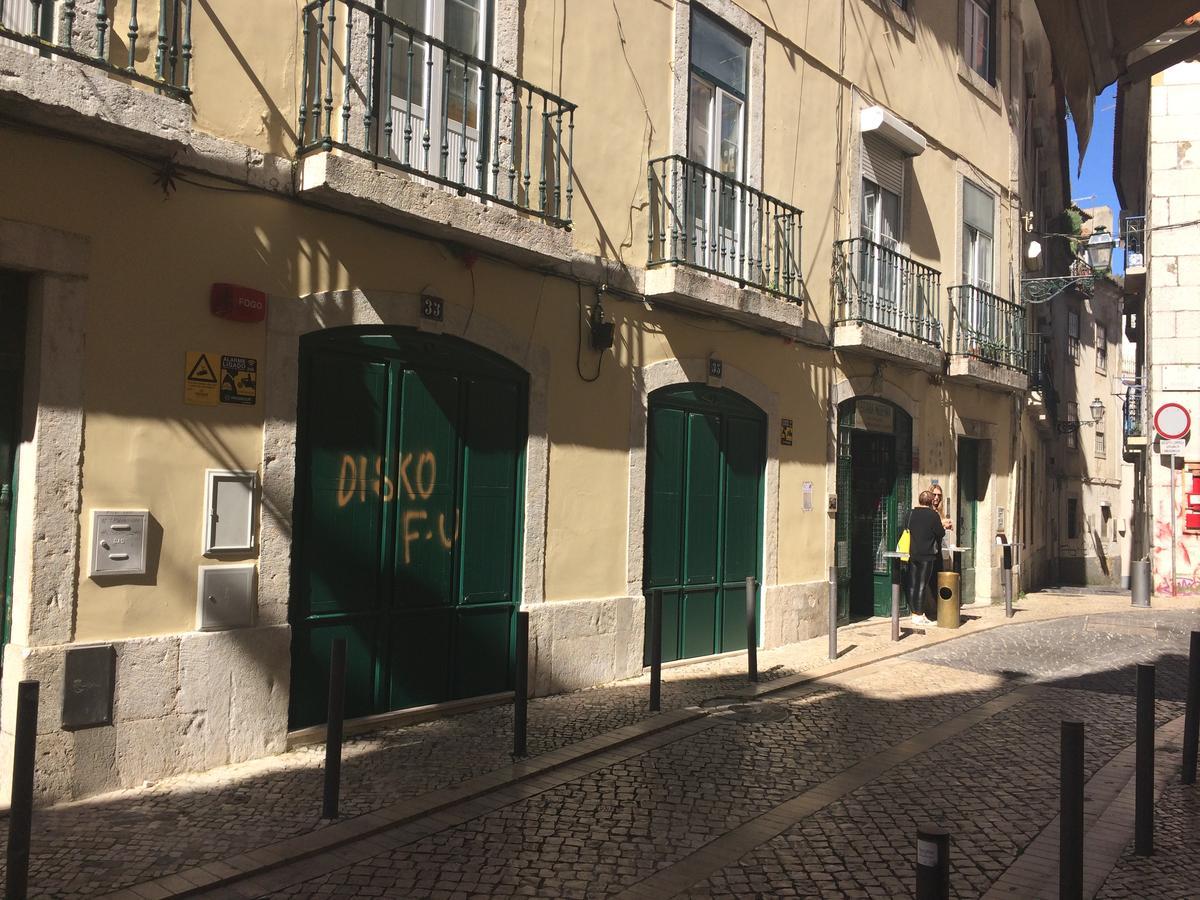 Guesthouse Castelo Lisbona Esterno foto